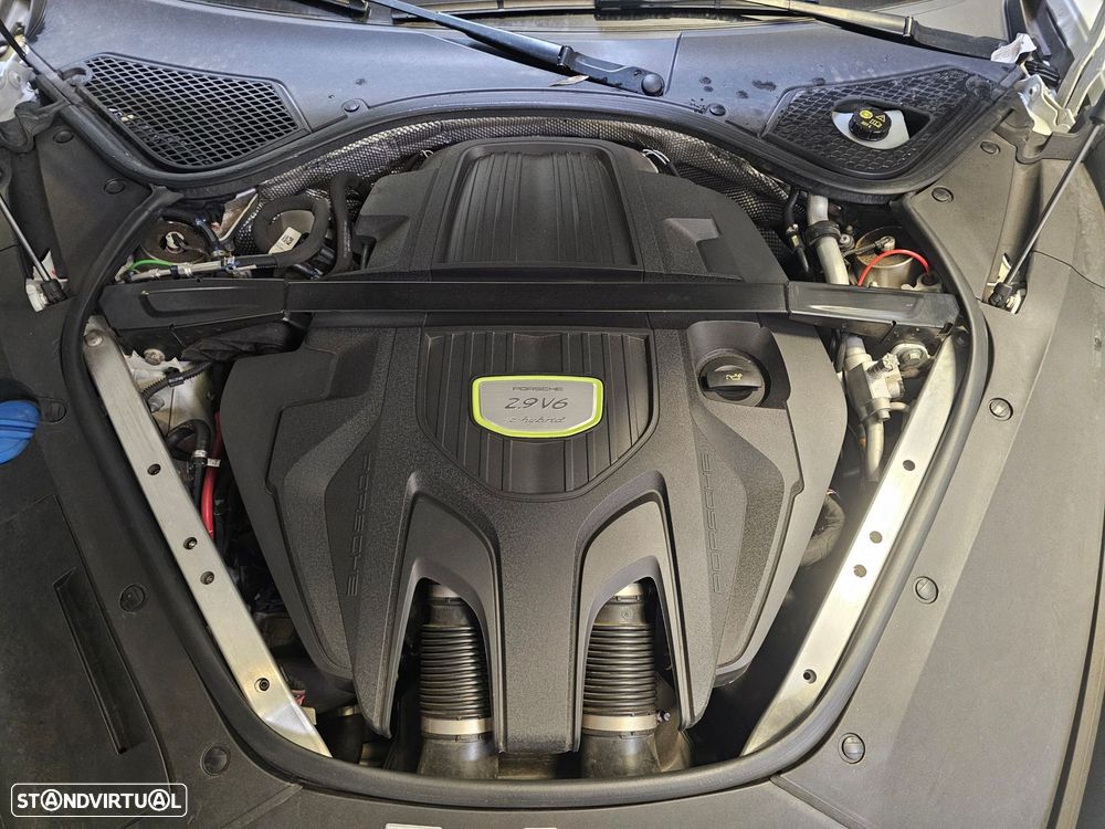 Porsche Panamera 4 E-Hybrid Executive - 47