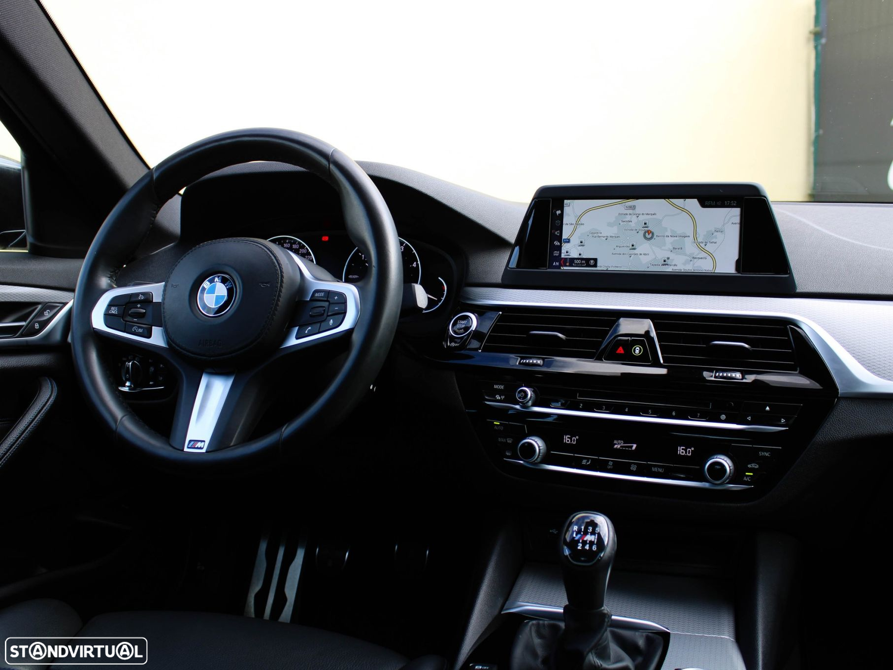 BMW 520 d Pack M - 29