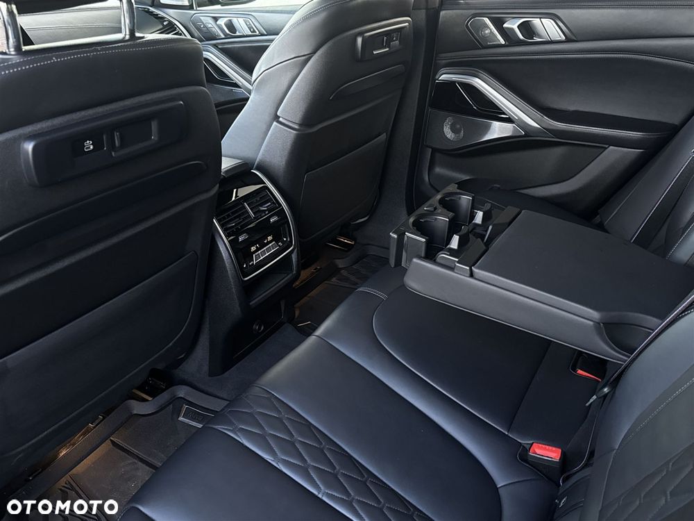 BMW X6 - 21