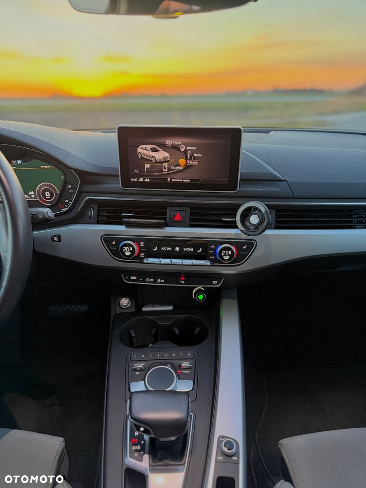 Audi A4 Avant 2.0 TDI Sport S tronic - 7