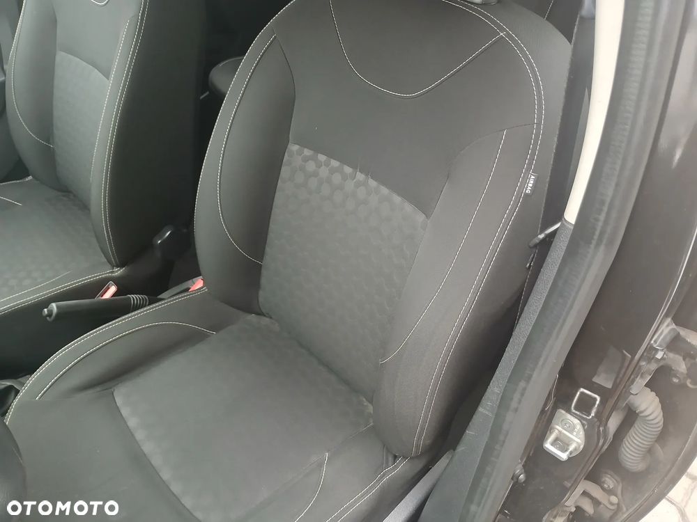 Dacia Logan 1.2 16V 75 Ambiance - 21