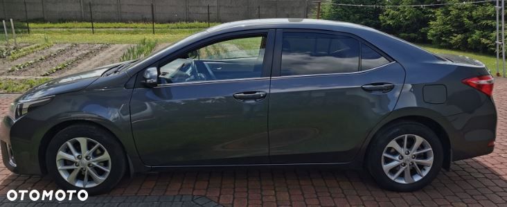 Toyota Corolla - 6