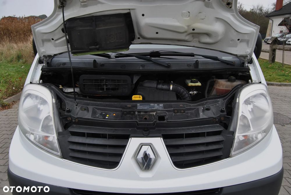 Renault Trafic - 11