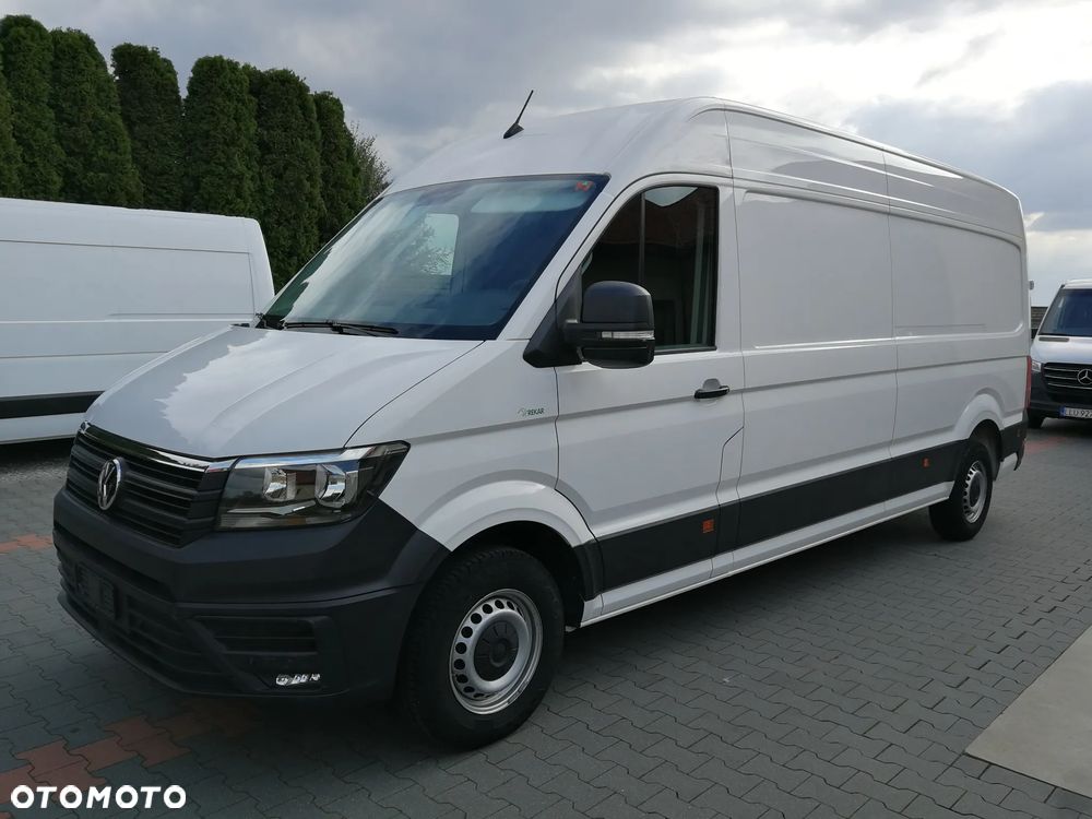 Volkswagen Crafter - 1