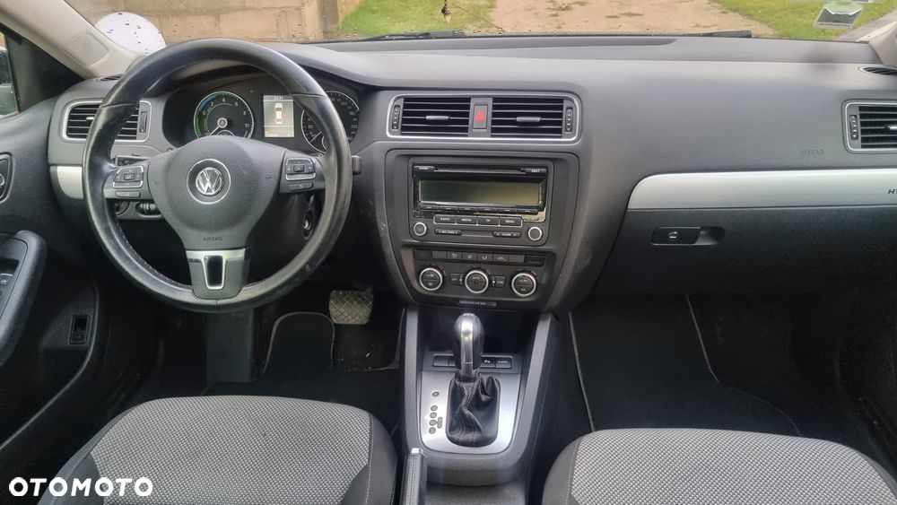 Volkswagen Jetta - 10