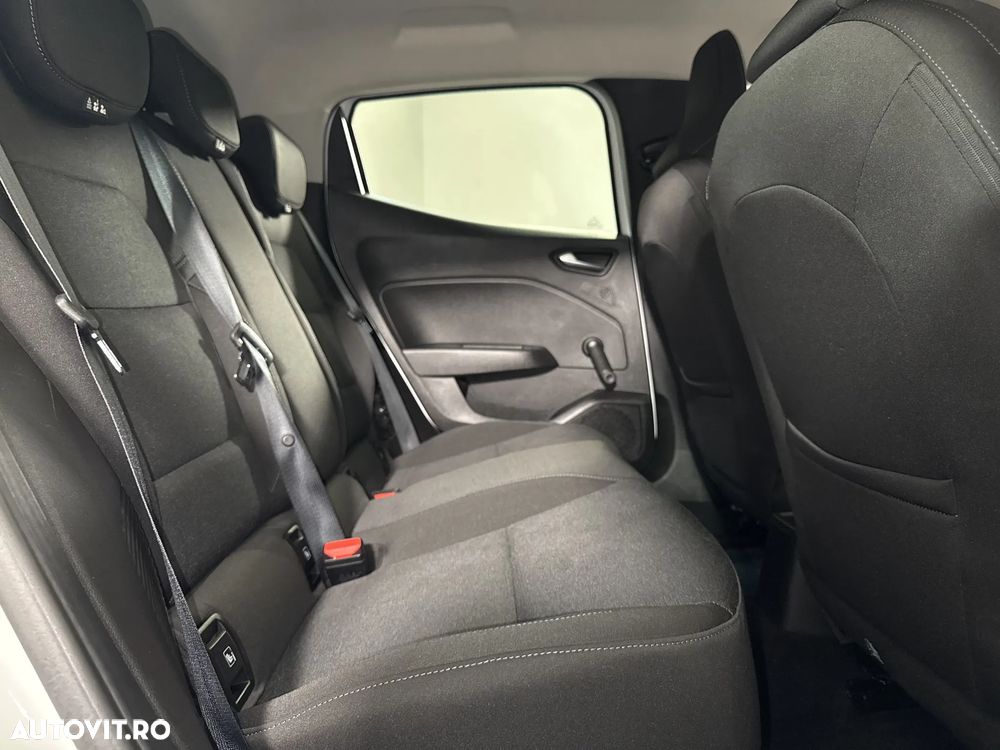 Renault Clio - 13