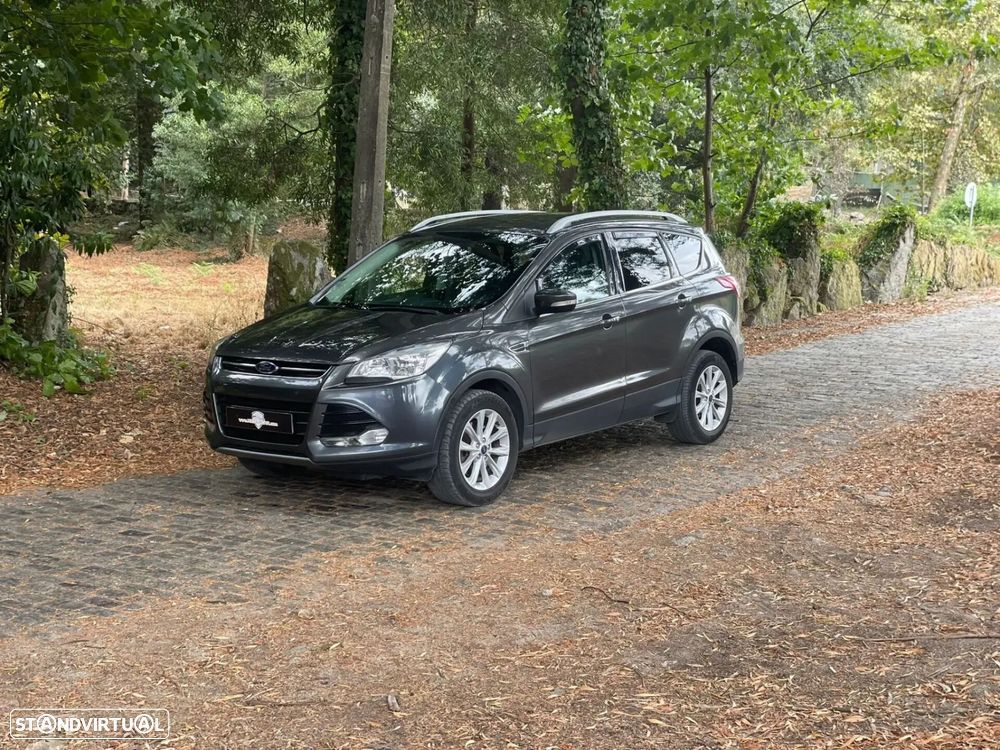 Ford Kuga - 2