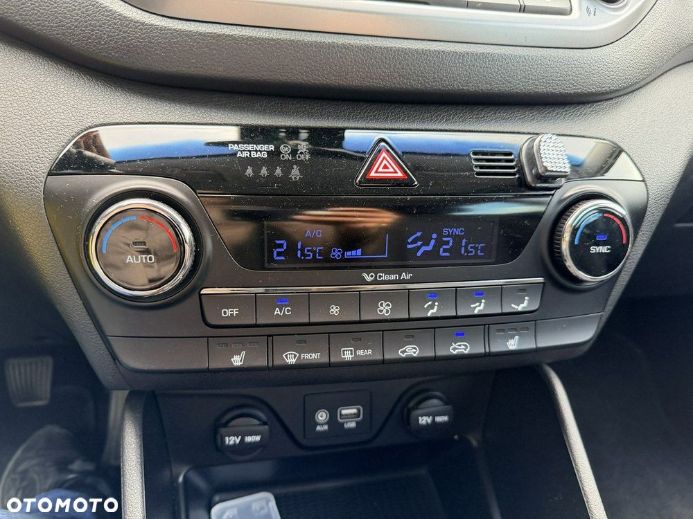 Hyundai Tucson blue 1.7 CRDi 2WD Style - 23