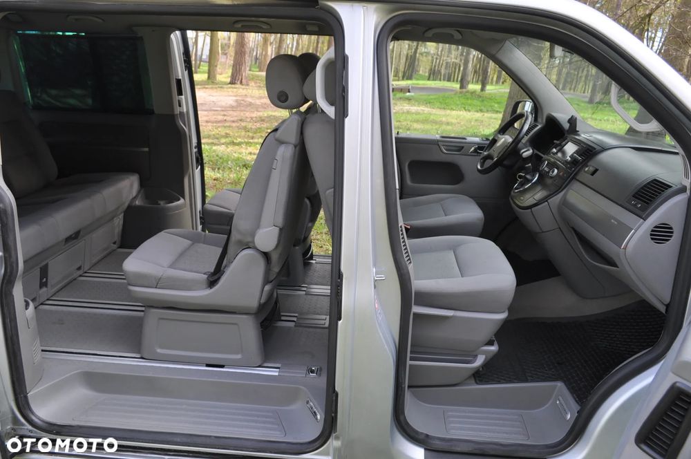 Volkswagen Multivan - 4