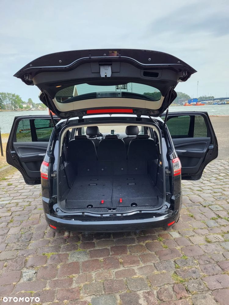 Ford S-Max - 7