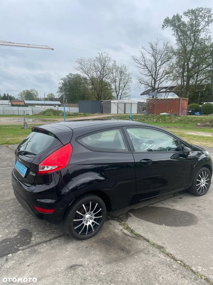 Ford Fiesta 1.25 Celebration - 6