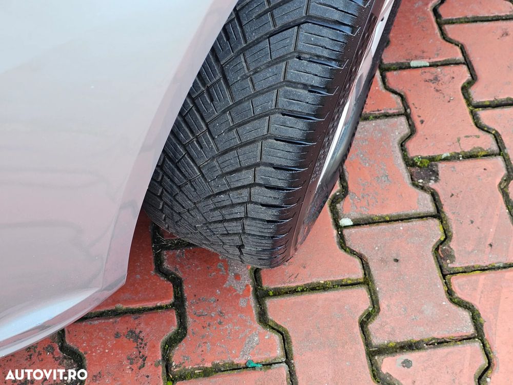 Volkswagen Touran 1.4 TSI DSG MATCH - 26