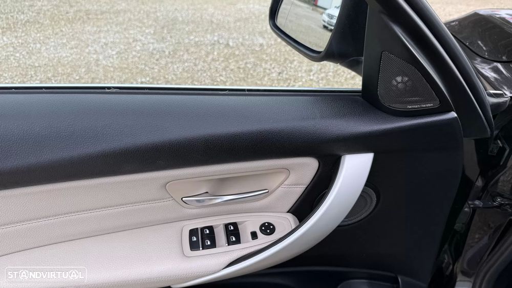 BMW 320 d Aut. Efficient Dynamics Edition Blue Perf. Luxury Line - 28