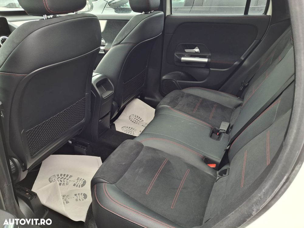 Mercedes-Benz GLA 220 d 4MATIC Aut. - 8