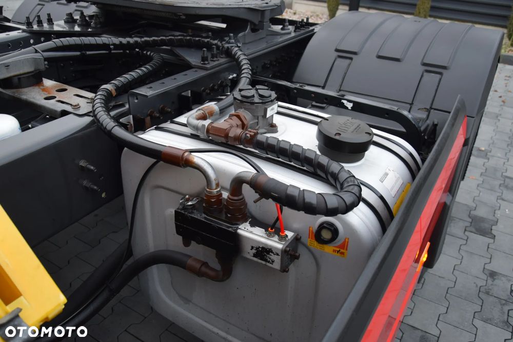 Volvo FH500 / FULL ADR / HYDRAULIKA / EURO 6 / ACC / LEDY / ALUFELGI / SERWISOWANY / SPROWADZONY - 21