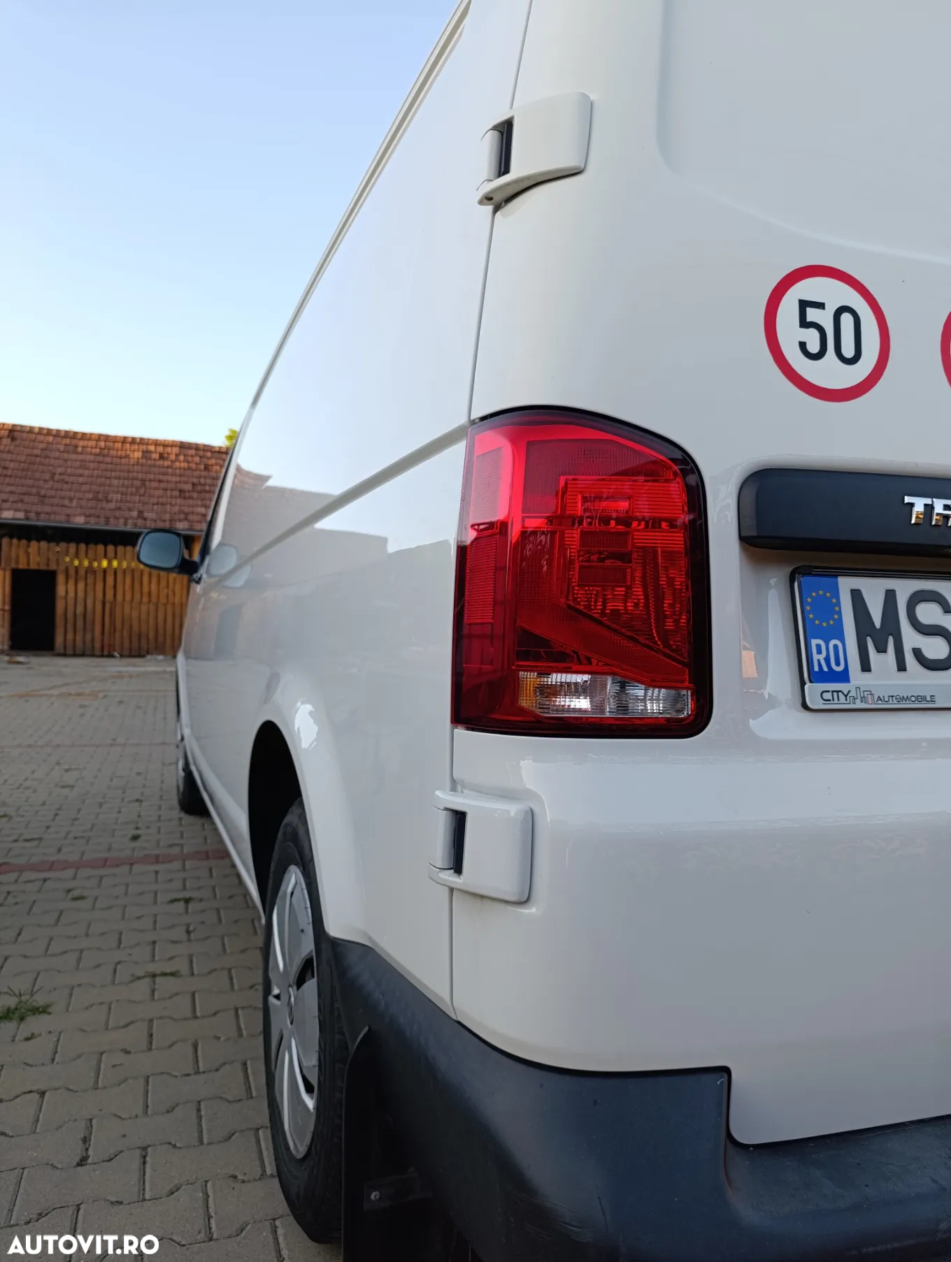 Volkswagen Transporter - 10