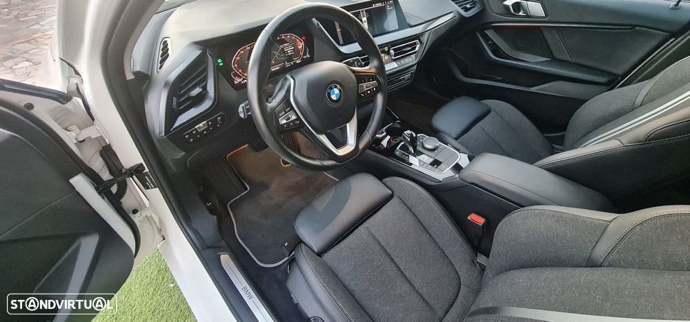 BMW 118 d Aut. Sport Line - 18