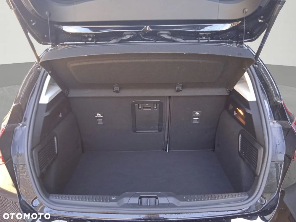 Ford Focus 1.0 EcoBoost Titanium X - 36