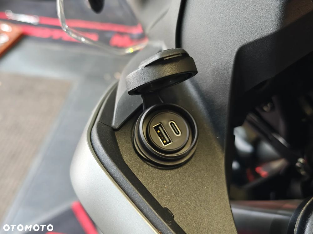 QJMOTOR SRT 600SX - 25