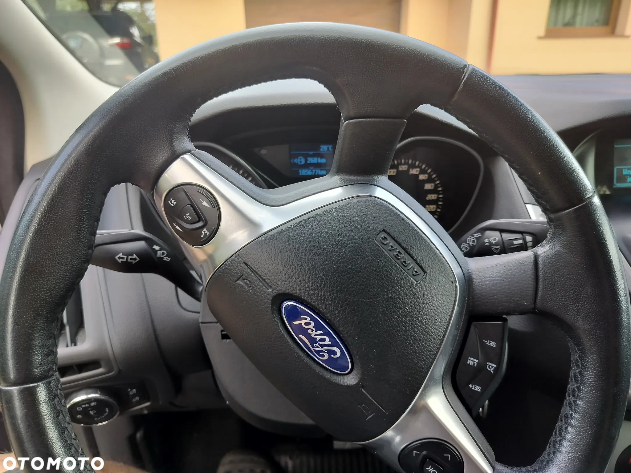 Ford Focus 1.6 EcoBoost Edition - 14