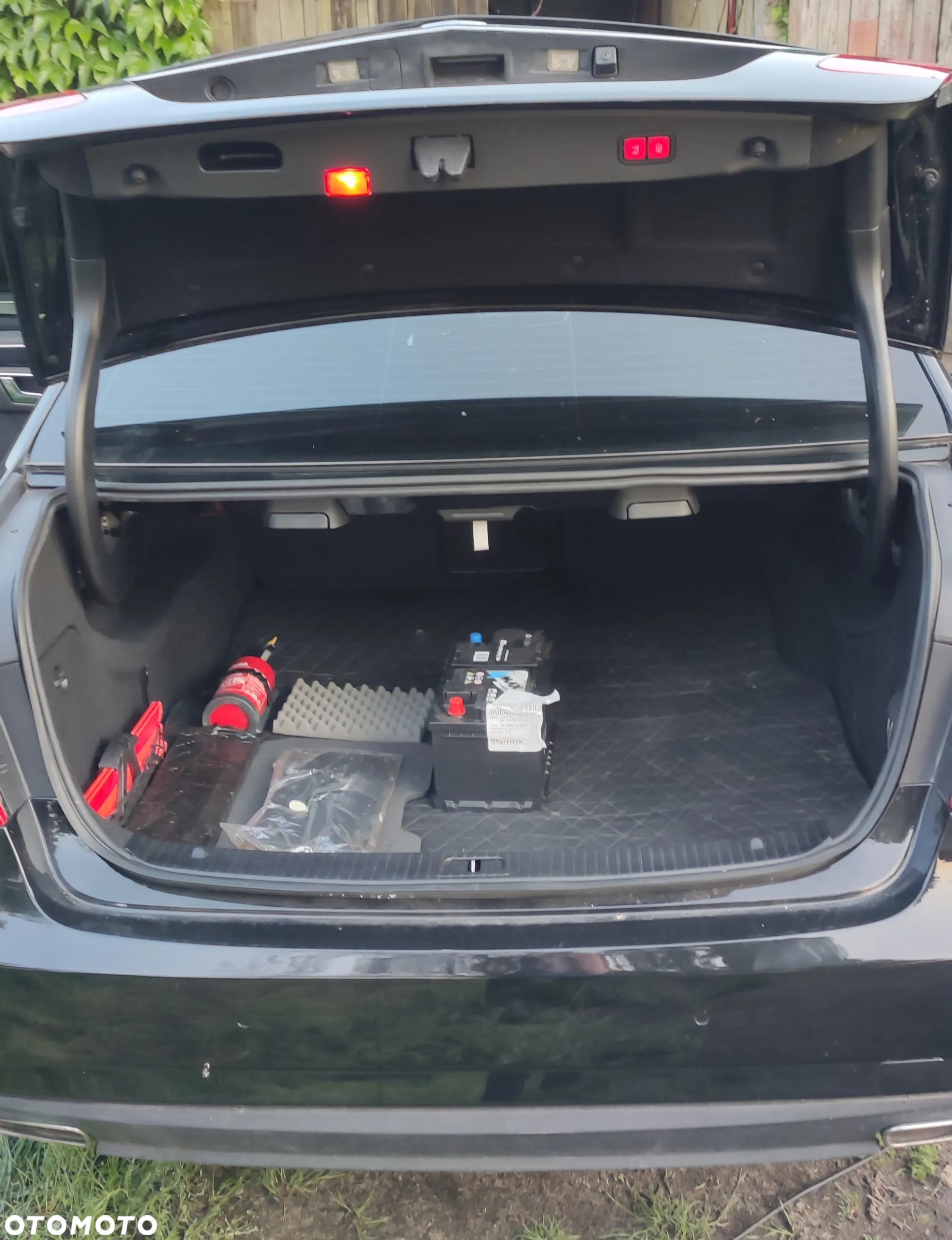 Mercedes-Benz Klasa E 500 4Matic 7G-TRONIC Avantgarde - 16