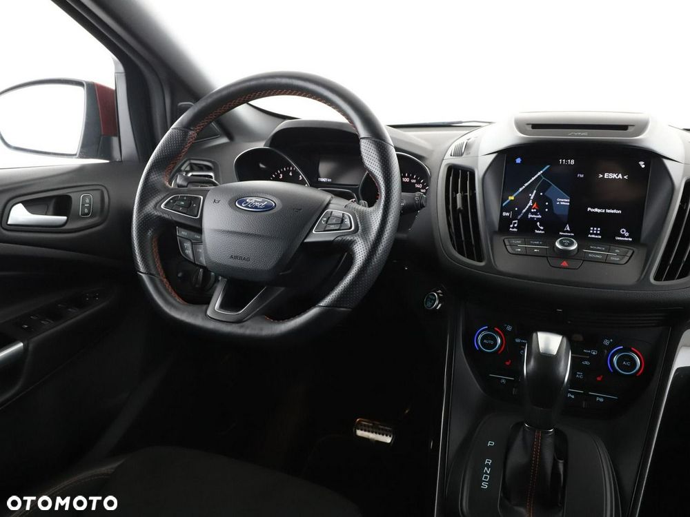 Ford Kuga 1.5 EcoBoost 2x4 ST-Line - 17