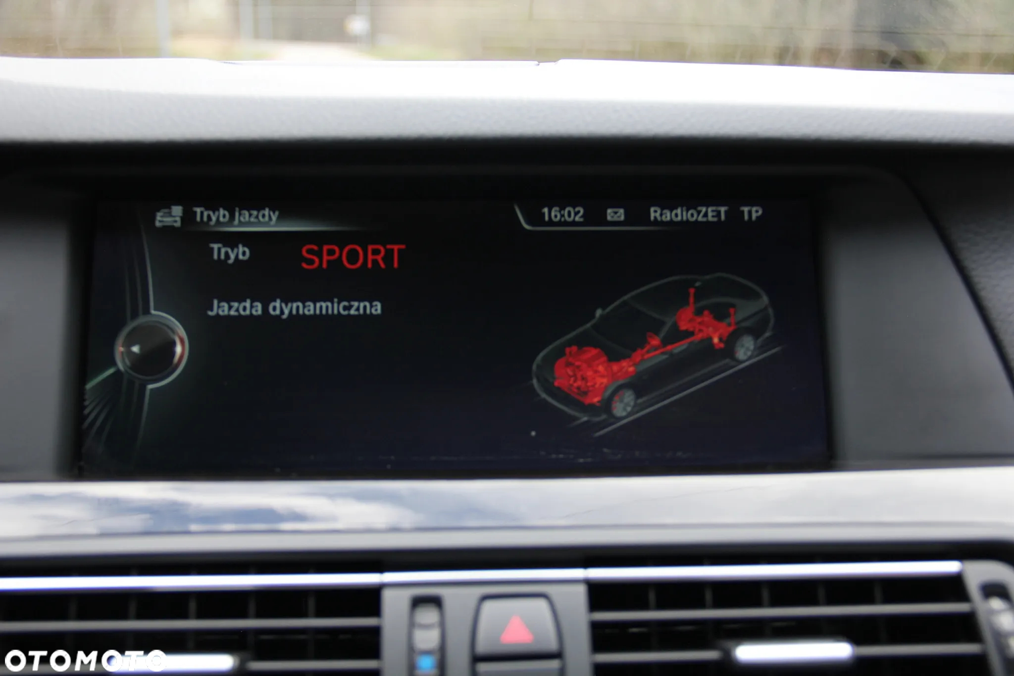 BMW Seria 5 525d Sport-Aut - 30
