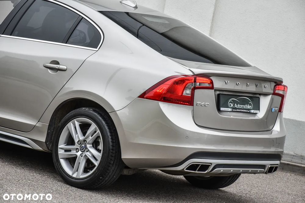 Volvo S60 2.5 T5 - 12