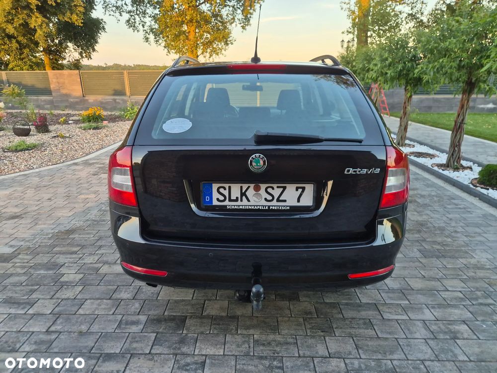 Skoda Octavia 2.0 TDI DPF DSG FAMILY - 9