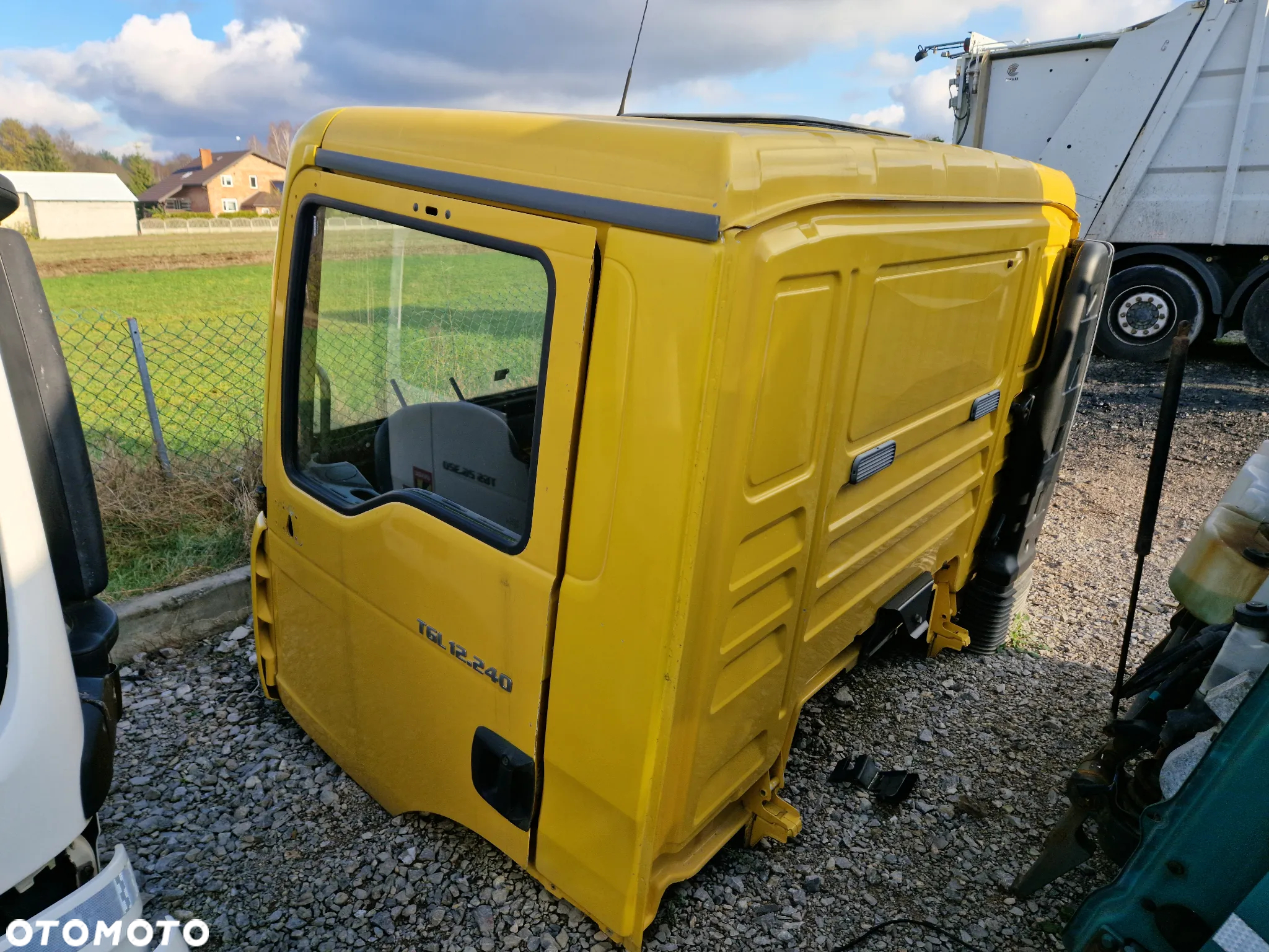 KABINA DZIENNA KRÓTKA MAN TGL TGM - 3