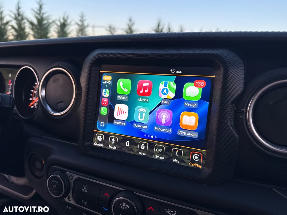 Jeep Wrangler - 12