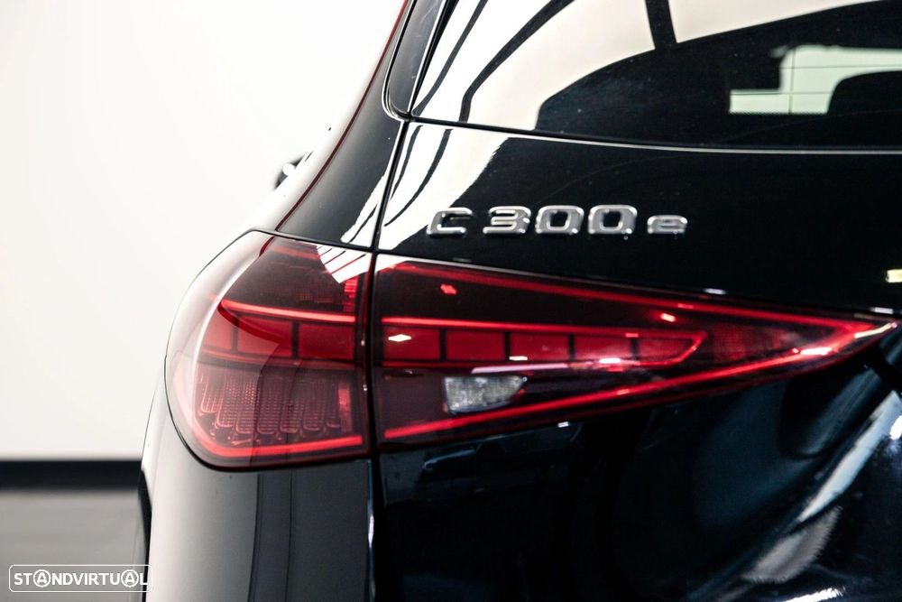 Mercedes-Benz C 300 e AMG Line - 14
