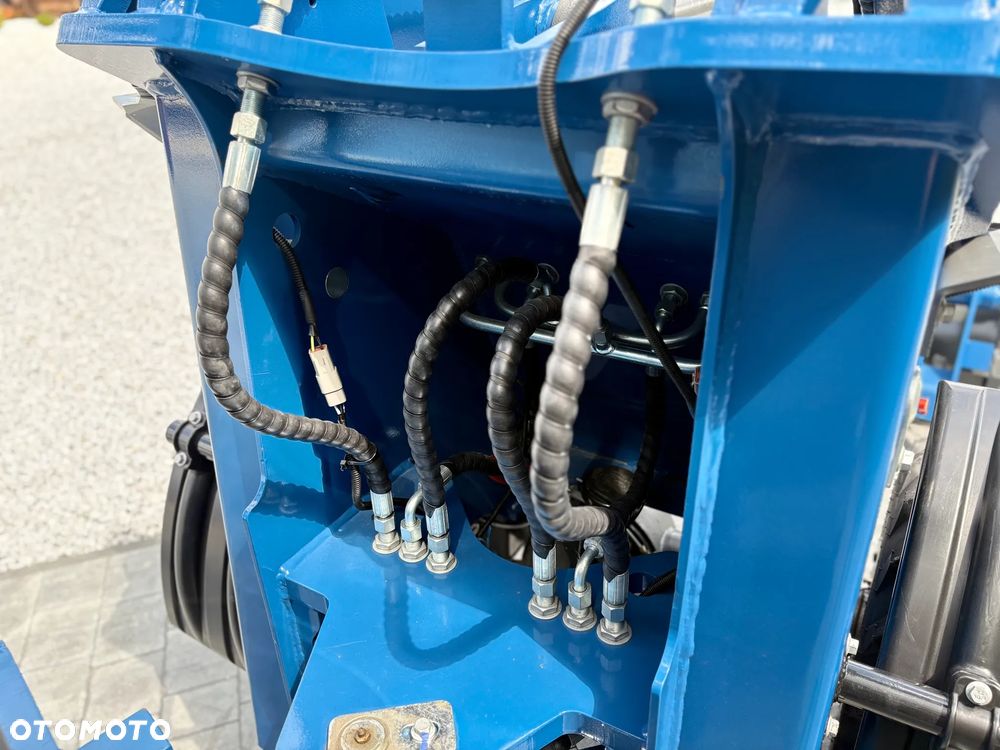 Inny NOWA elektryczna ładowarka TORQMATIK EV607 Li - 17