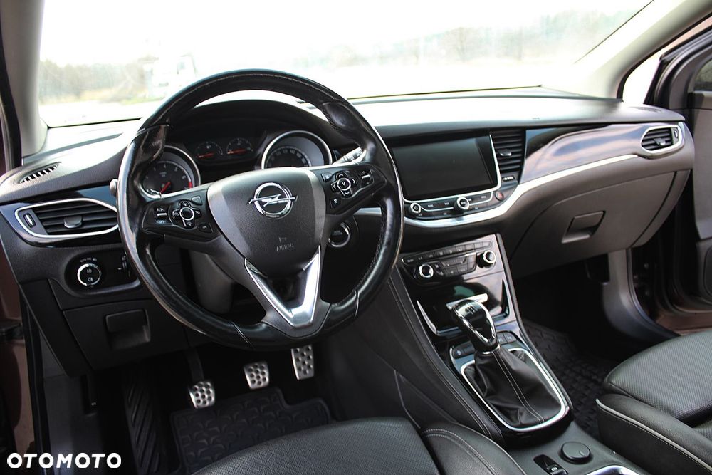 Opel Astra 1.6 T GPF Dynamic S&S - 19
