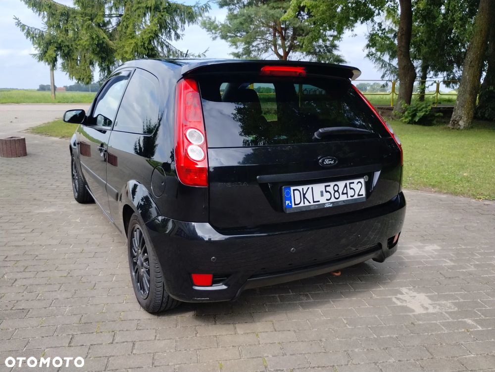 Ford Fiesta 1.4 Ghia - 7