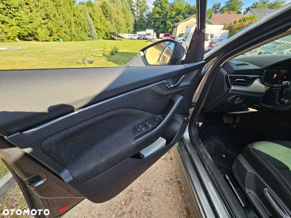 Skoda Kamiq 1.5 TSI Style DSG - 23