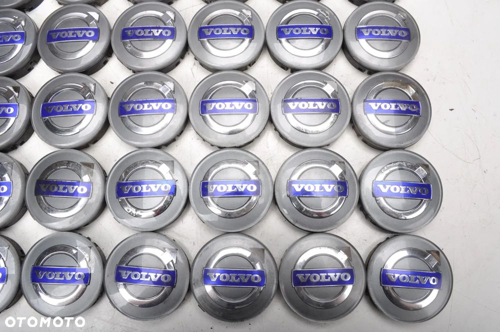 VOLVO DEKIELEK  KAPSEL ALUFELGI 30666913 - 8