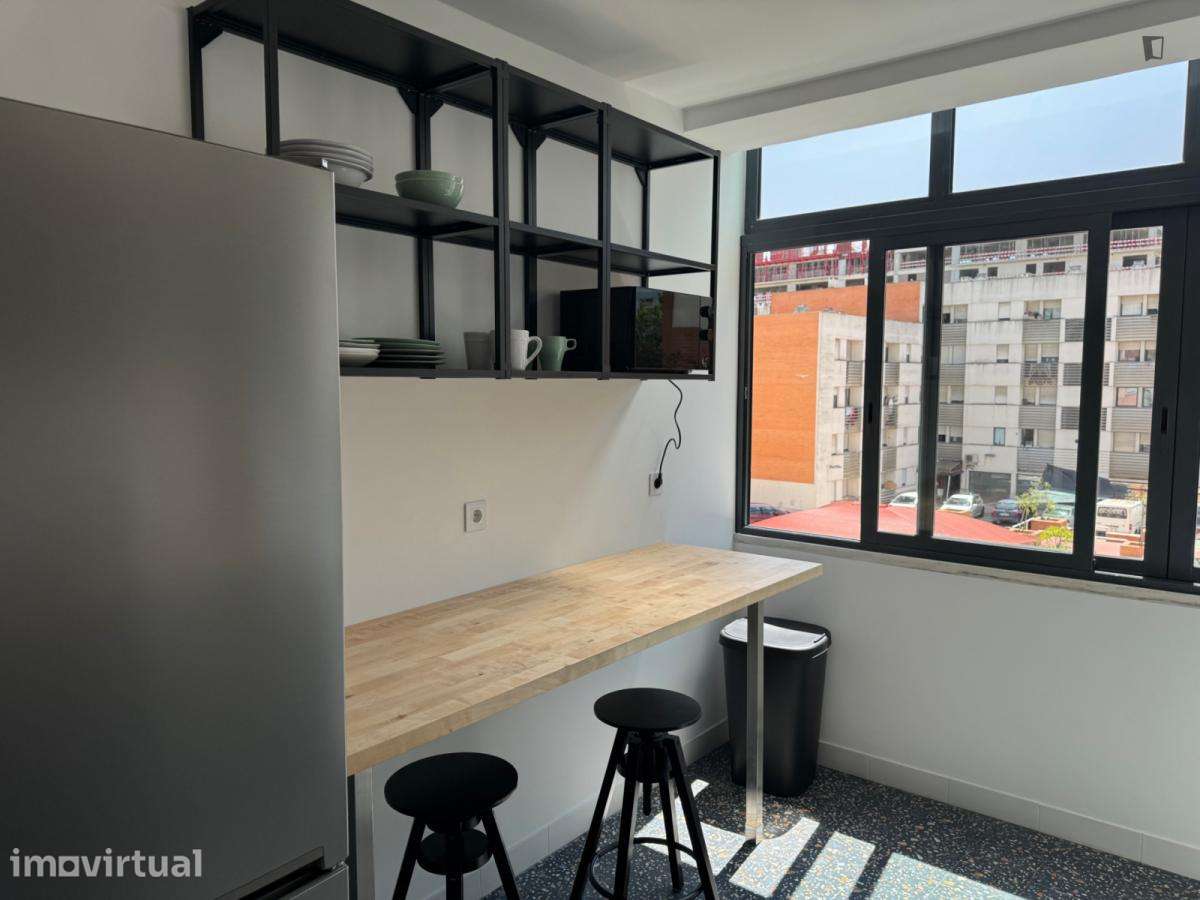 Quarto - localizado em Entrecampos Lisbon - Grande imagem: 3/8