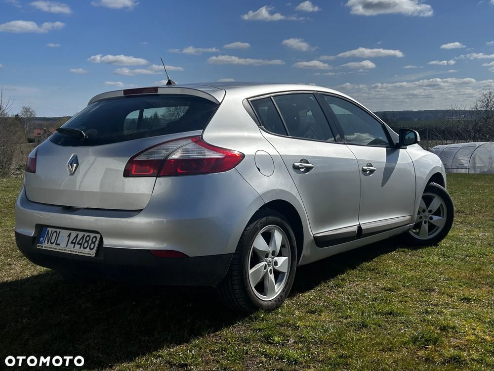 Renault Megane 1.6 16V Dynamique - 3