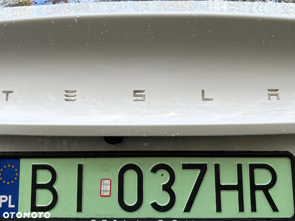 Tesla Model 3 AWD - 26