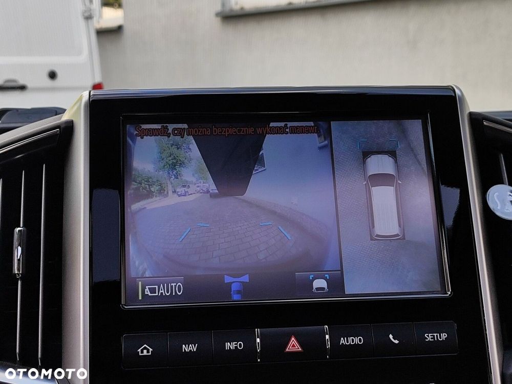 Toyota Land Cruiser - 34