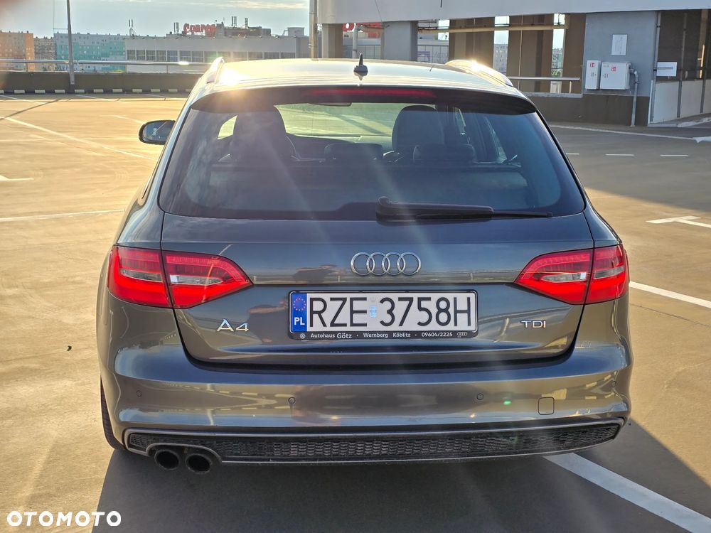 Audi A4 Avant 2.0 TDI DPF S line Sportpaket - 6