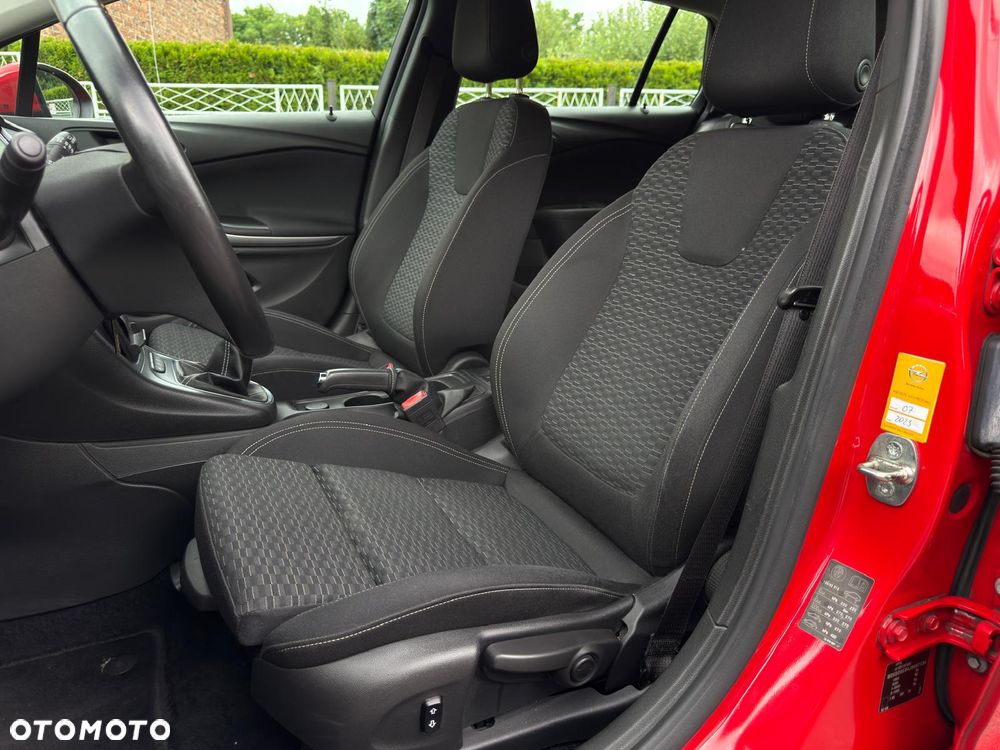 Opel Astra 1.4 T GPF Dynamic S&S - 19