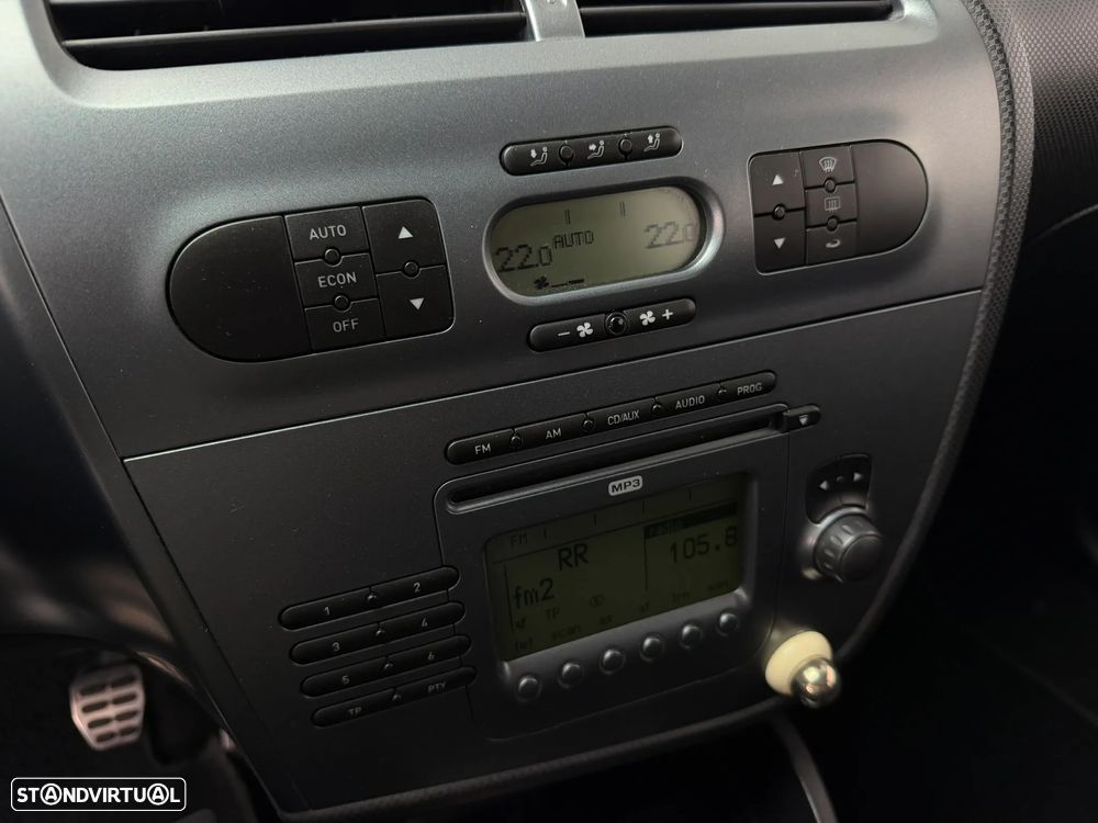 SEAT Leon 1.4 TSI Linea R - 15