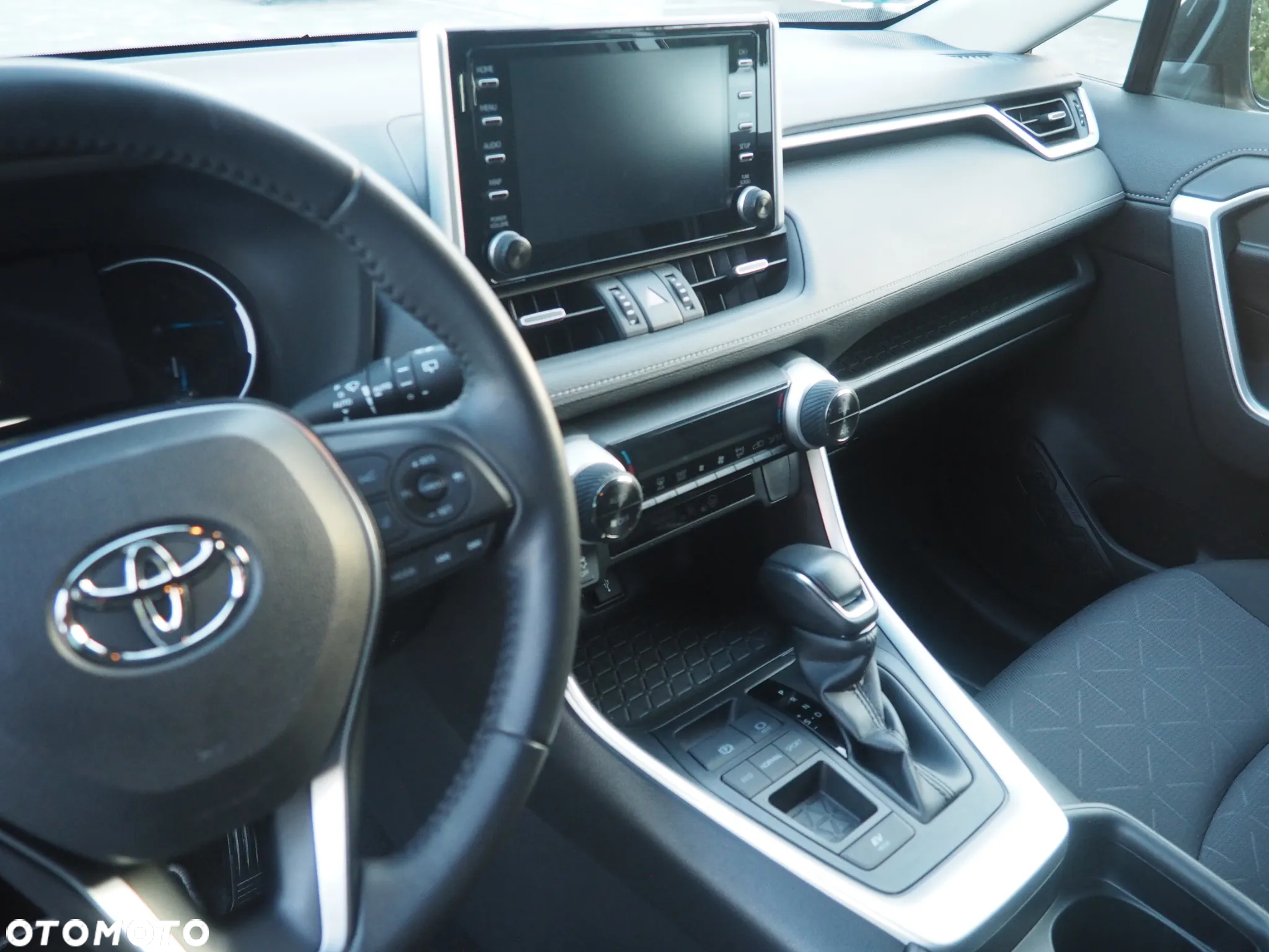 Toyota RAV4 2.5 Hybrid Comfort 4x2 - 32