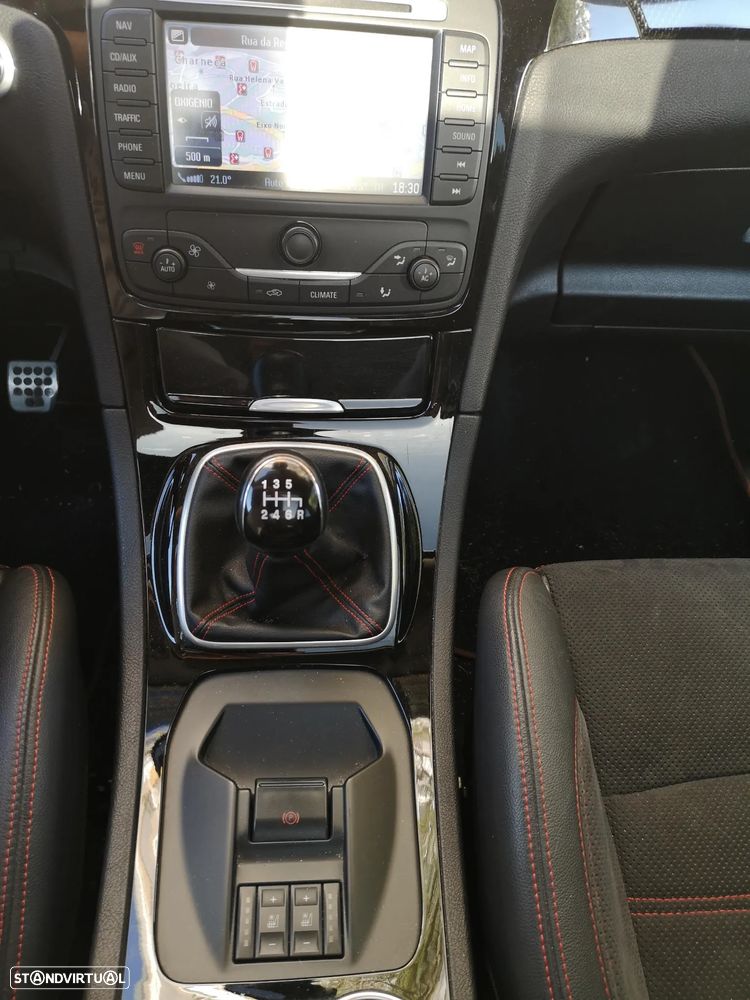 Ford S-Max 2.2 TDCi Titanium 7L - 12