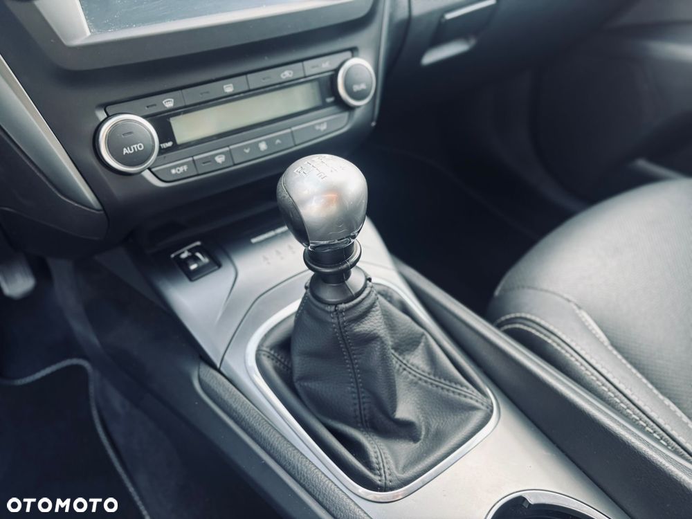 Toyota Avensis - 20