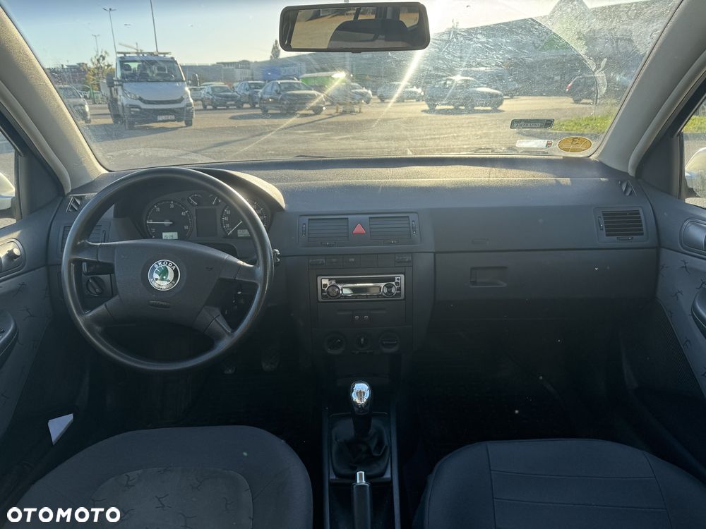 Skoda Fabia - 5