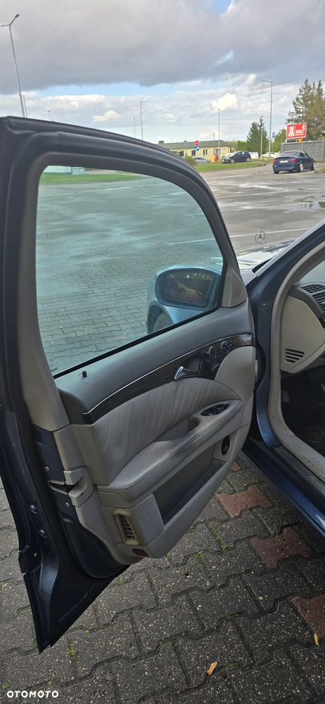 Mercedes-Benz Klasa E 320 T Avantgarde - 11