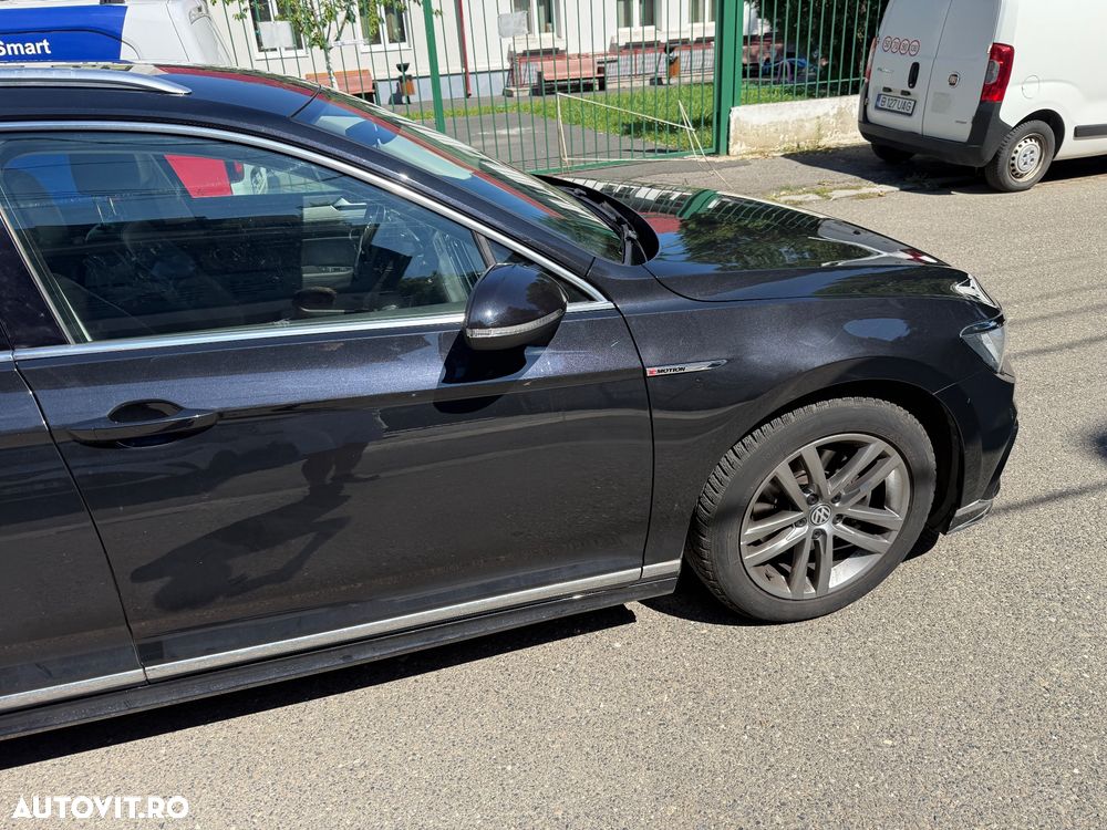 Volkswagen Passat 2.0 TDI DSG 4Motion R Executive - 16